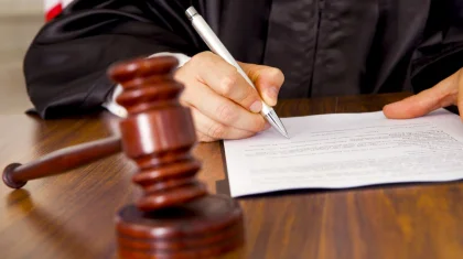 Избившим знакомую девушкам вынесли приговор в Павлодаре