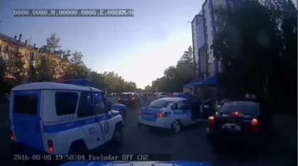 Погоня полицейских за автомобилем в Павлодаре попала на видео