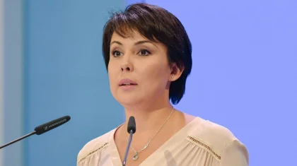 Защитными экранами с медработниками готов поделиться фонд Аружан Саин