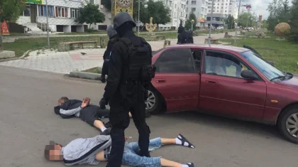 Двоих вымогателей задержали в Петропавловске