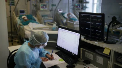 Более тяжелое течение COVID-19 ожидается осенью – эксперт