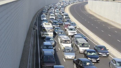 В какой день недели чаще всего происходят ДТП в Алматы