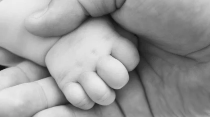 Младенец умер после родов в туалете в Мытищах