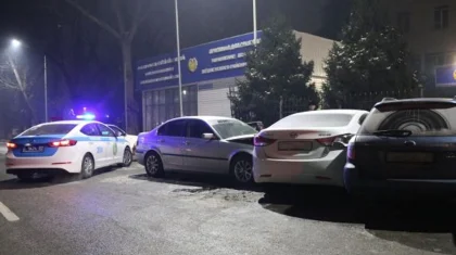 Уснувший за рулем водитель устроил массовое ДТП в Алматы