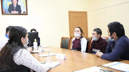 Обращаясь в общественные приемные, казахстанцы выражают доверие Nur Otan