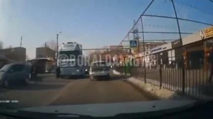 70-летнюю пенсионерку сбил грузовик близ Алматы, пострадавшая скончалась