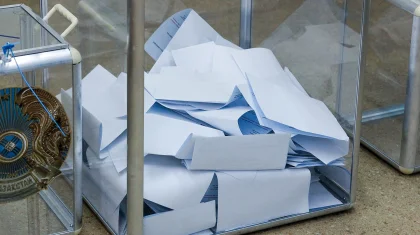 Сразу 10 избирательных участков посетила наблюдатель от «Таза сайлау»
