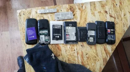 Мужчина пытался перебросить телефоны в женскую колонию в Алматинской области