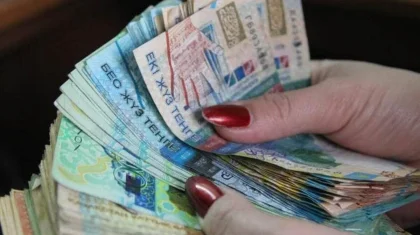 Женщина «заработала» на казахстанцах 70 миллионов тенге