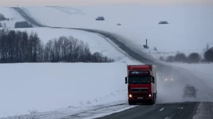 Открылось движение на автодорогах в четырех областях Казахстана