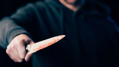 Мужчину зарезали посреди дороги на глазах у толпы в Туркестанской области