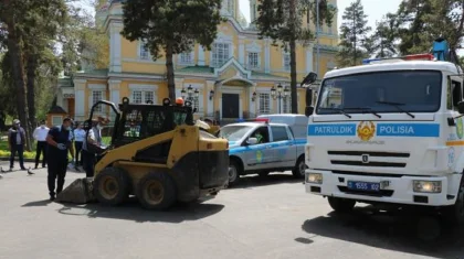 Погрузчик насмерть сбил гулявшего в парке трехлетнего ребенка в Алматы