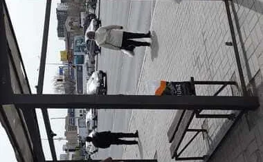 30-летний астанчанин разгромил остановку
