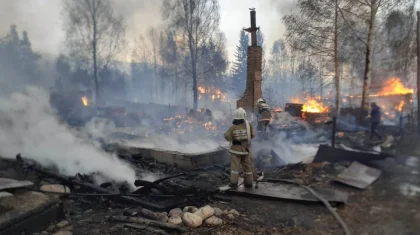 Лесной пожар в Риддере. Огнем полностью уничтожено 35 домов в поселке