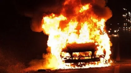 Полицейские успели вытащить из авто троих пострадавших за секунду до взрыва в ЗКО