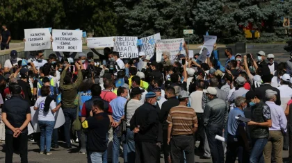 «Чуть ли не каждую неделю проводят»: Сагинтаев высказался о митингах в Алматы