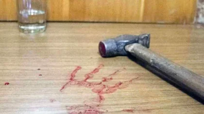 80-летняя бабушка забила кувалдой спящего внука в Шымкенте