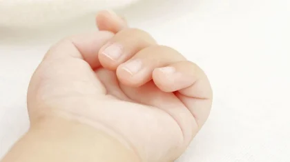 Мать задушила своего ребенка, придавив телом