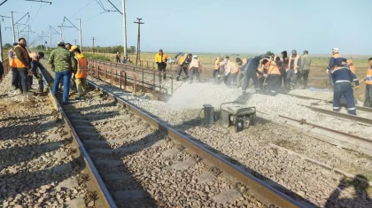 Восстановлено движение поездов на участке, где размыло основание моста в Жамбылской области