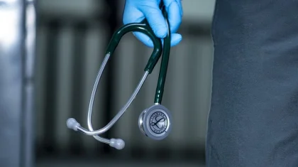 163 казахстанца скончались от КВИ и пневмонии за сутки