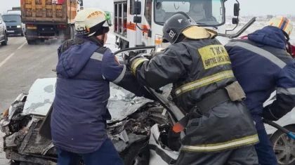 В страшном ДТП с автобусом погиб водитель близ Караганды