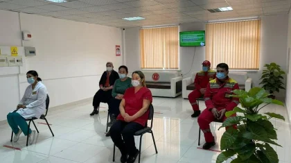 Около 50 медработников ревакцинировались в Туркестане