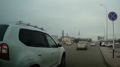 Не поделили дорогу: разборки водителей попали на видео в Актау