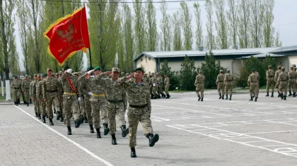 За помощь Казахстану награждены кыргызские военные