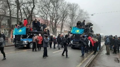 Токаев: К сожалению, уличные хулиганы, безответственные блогеры стали героями сегодняшнего дня