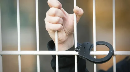 Казахстанку изнасиловали в России: полицейских осудили на шесть лет тюрьмы