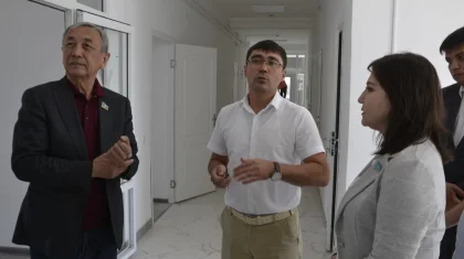 Мажилисмены ознакомились с ходом строительства соцобъектов в Жамбылской области