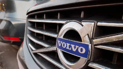 Около 100 неоплаченных штрафов числились за водителем «Volvo» в Нур-Султане