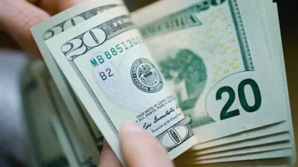 Курс доллара вырос на 4 тенге
