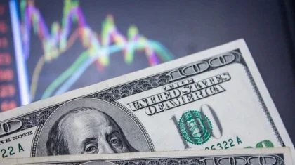 Доллар подешевел на 2 тенге на бирже