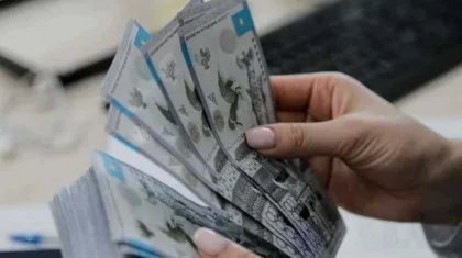 Кассир украла миллионы тенге и потратила их на себя в Туркестане