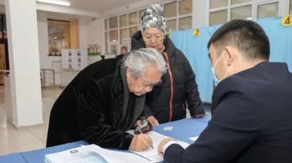 Илья Жаканов: Я проголосовал за то, чтобы будущее Казахстана было светлым, счастливым, безоблачным