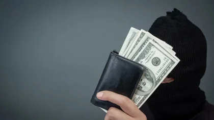 «Быстрые доходы» и «трудоустройство»: разбиваем легенды мошенников