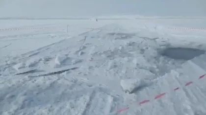 Водолазы ищут тело погибшей и автомобиль, ушедший под воду в ВКО