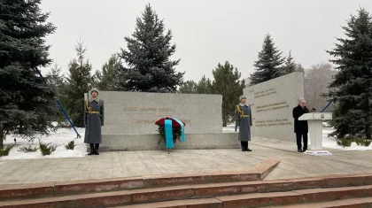 Токаев открыл Мемориал жертвам январских событий в Алматы