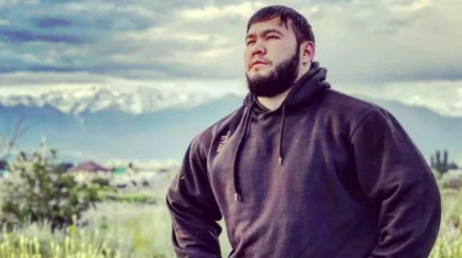 «Буду первым казахом»: впервые в истории боец подписал контракт с американским промоушеном