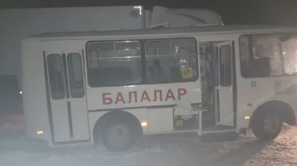 Школьный автобус попал в смертельную аварию в Актюбинской области