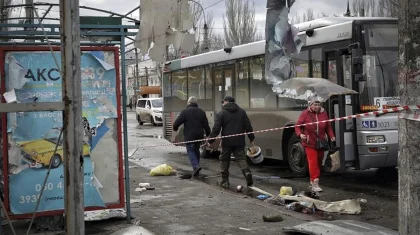 Шесть человек погибли при ракетном ударе по Херсону