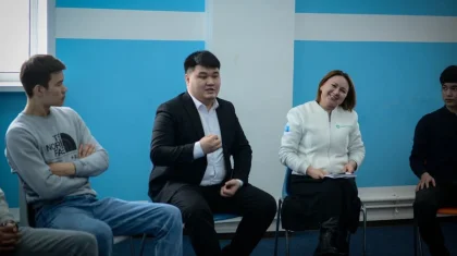 Кандидаты в депутаты от «AMANAT» ответили на вопросы студентов Западно-Казахстанской области