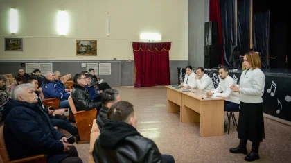 Кандидат в депутаты Мажилиса выслушала наказы жителей Западно-Казахстанской области