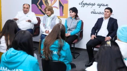 Кандидаты в депутаты от «AMANAT» поговорили с молодежью в Шымкенте