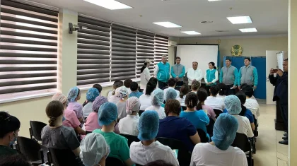 Кандидаты в депутаты от «AMANAT» провели встречу с медиками в Шымкенте