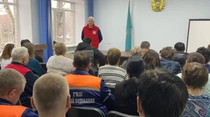 Кандидат в депутаты от НПК встретился с коллективом коммунального предприятия в Семее