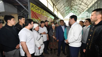 Предвыборный штаб «AMANAT» встретился с избирателями Шымкента