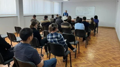 Представитель ОСДП поговорил с заводчанами в Актобе