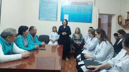 Кандидаты от «AMANAT» посетили медцентр в Улытауской области